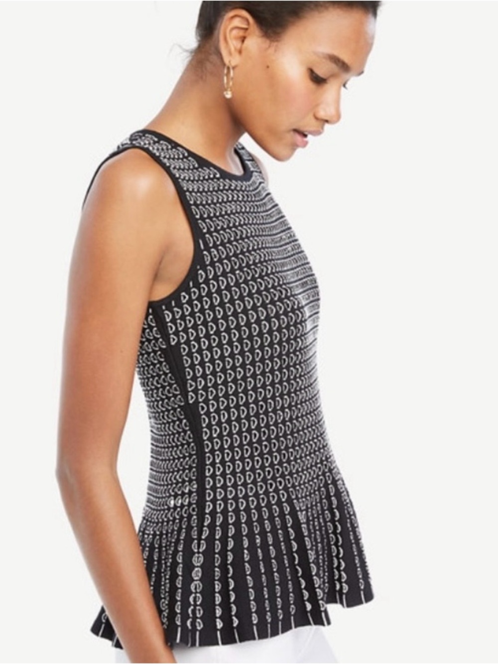 Ann Taylor Black & White Sleeveless Peplum Tank - Picture 5 of 9